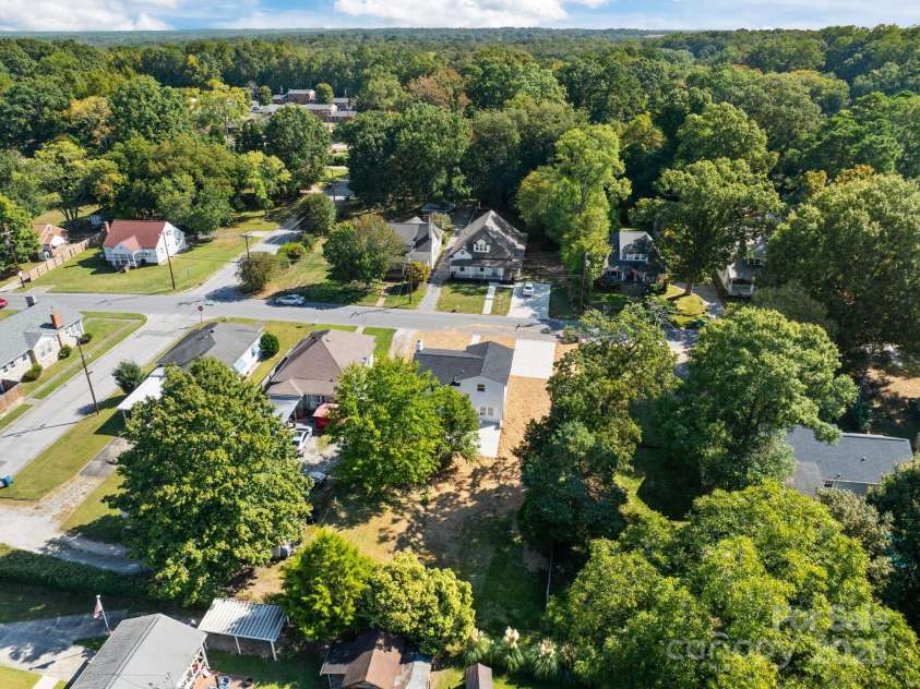 321 14th Street, Salisbury, NC 28144.  MLS# CAR4300897, YatesRealty ID 326. 