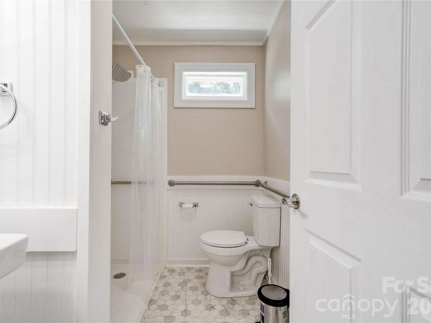 327 Woodside Drive, Shelby, NC 28150.  MLS# CAR4293459, YatesRealty ID 326. Add'l View