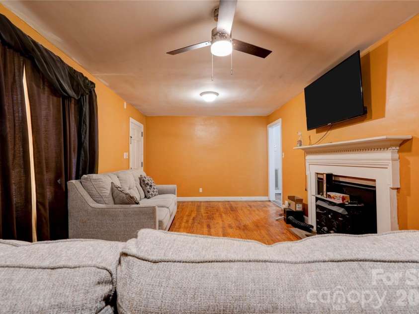 327 Woodside Drive, Shelby, NC 28150.  MLS# CAR4293459, YatesRealty ID 326. Add'l View of Living Room