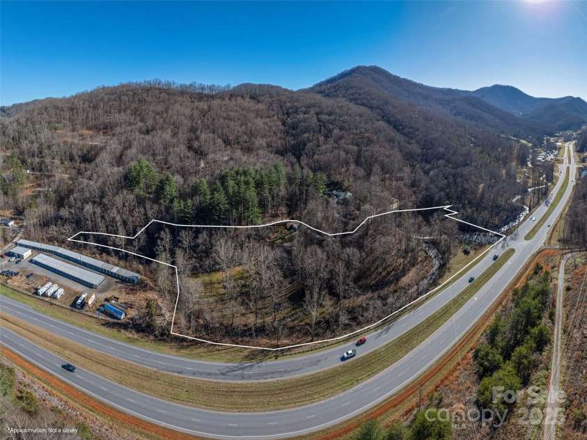 187 Turtle Creek Road, Sylva, NC 28779.  MLS# CAR4328422, YatesRealty ID 3260. 