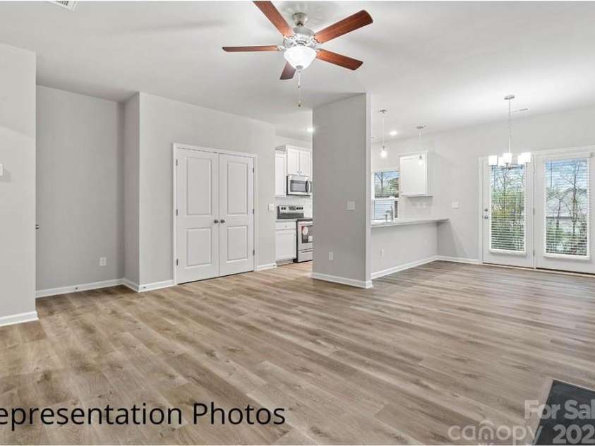 2019 McDonald Drive, Charlotte, NC 28216.  MLS# CAR4238409, YatesRealty ID 3260. 