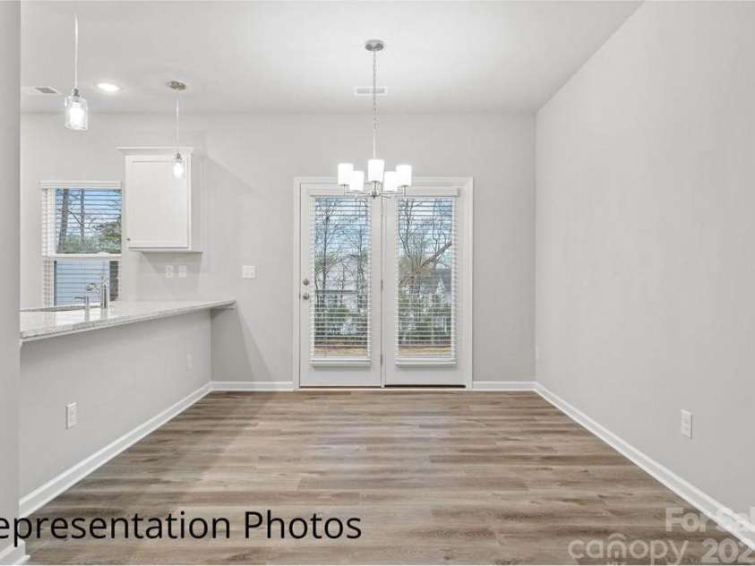 2019 McDonald Drive, Charlotte, NC 28216.  MLS# CAR4238409, YatesRealty ID 3260. 