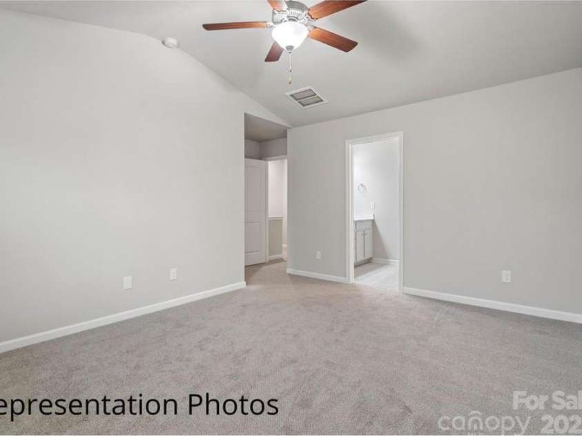 2019 McDonald Drive, Charlotte, NC 28216.  MLS# CAR4238409, YatesRealty ID 3260. 