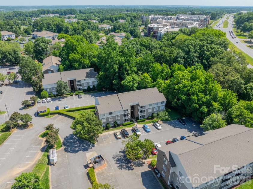 9519 University Terrace Drive, Charlotte, NC 28262.  MLS# CAR4396994, YatesRealty ID 32600. 