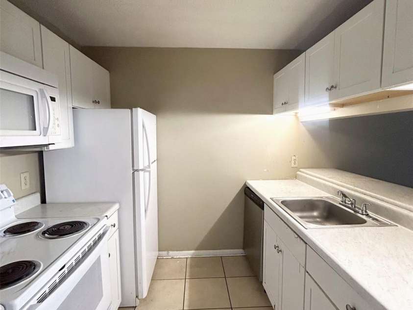9519 University Terrace Drive, Charlotte, NC 28262.  MLS# CAR4424801, YatesRealty ID 32600. 