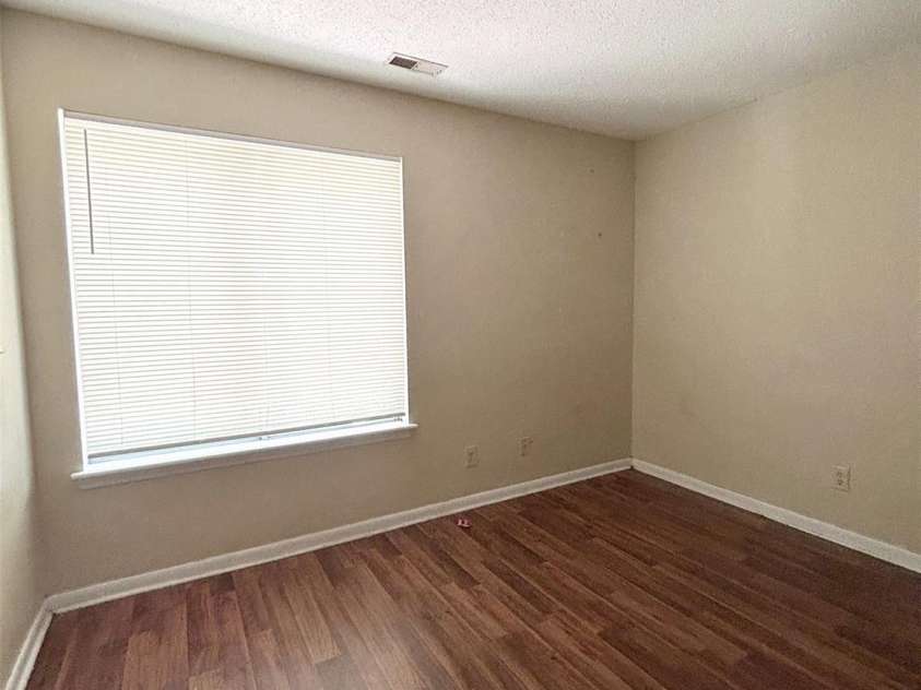 9519 University Terrace Drive, Charlotte, NC 28262.  MLS# CAR4424801, YatesRealty ID 32600. 