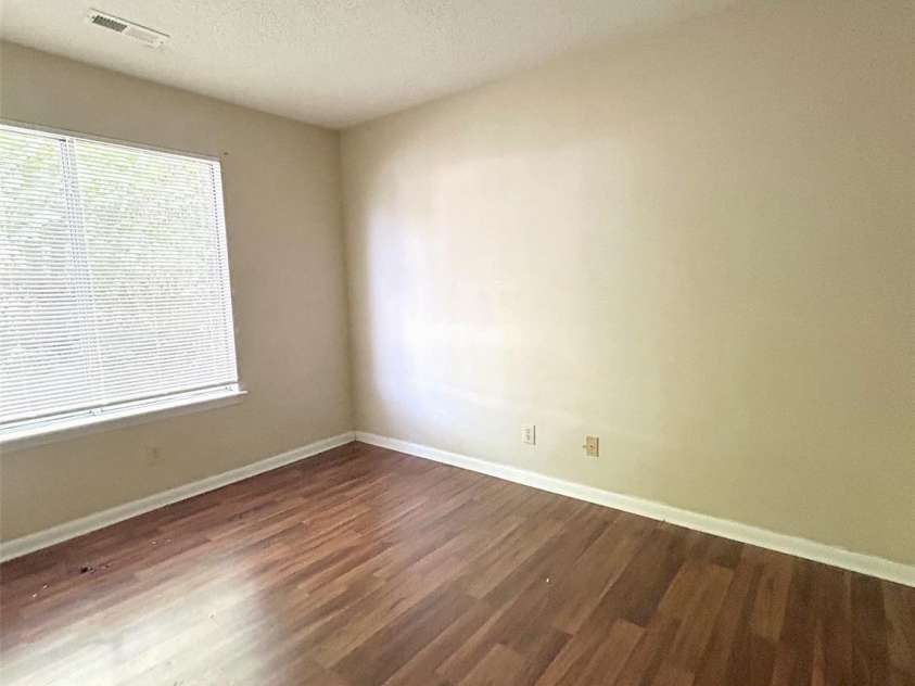 9519 University Terrace Drive, Charlotte, NC 28262.  MLS# CAR4424801, YatesRealty ID 32600. 