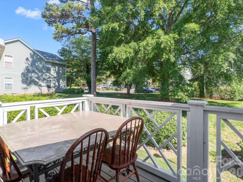 2834 Iron Gate Lane, Charlotte, NC 28212.  MLS# CAR4397335, YatesRealty ID 32601. Relaxing Balcony Deck Overlooking Common Area