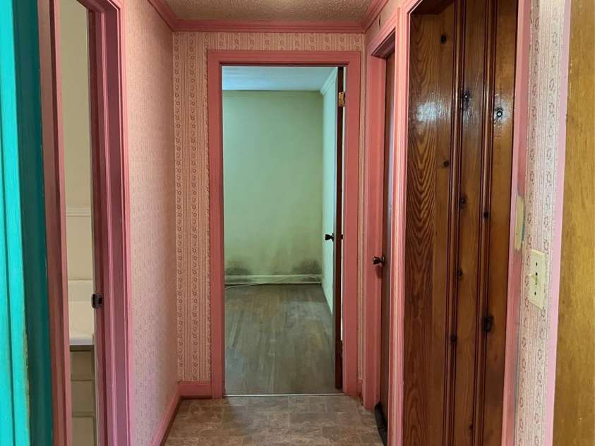10663 Island Creek Road, Stanfield, NC 28163.  MLS# CAR4397000, YatesRealty ID 32602. Hallway