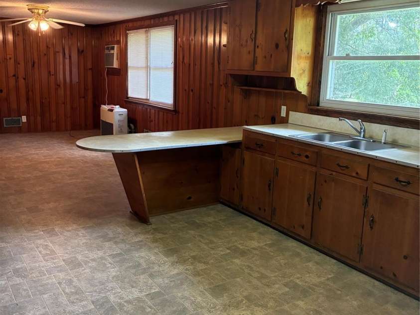 10663 Island Creek Road, Stanfield, NC 28163.  MLS# CAR4397000, YatesRealty ID 32602. Kitchen