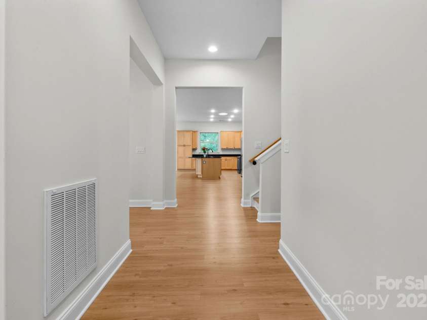 6723 Shoal Creek Drive, Denver, NC 28037.  MLS# CAR4318896, YatesRealty ID 32602. 