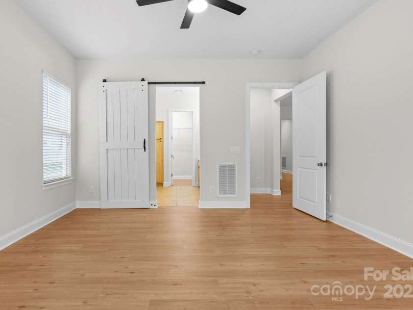 6723 Shoal Creek Drive, Denver, NC 28037.  MLS# CAR4318896, YatesRealty ID 32602. 