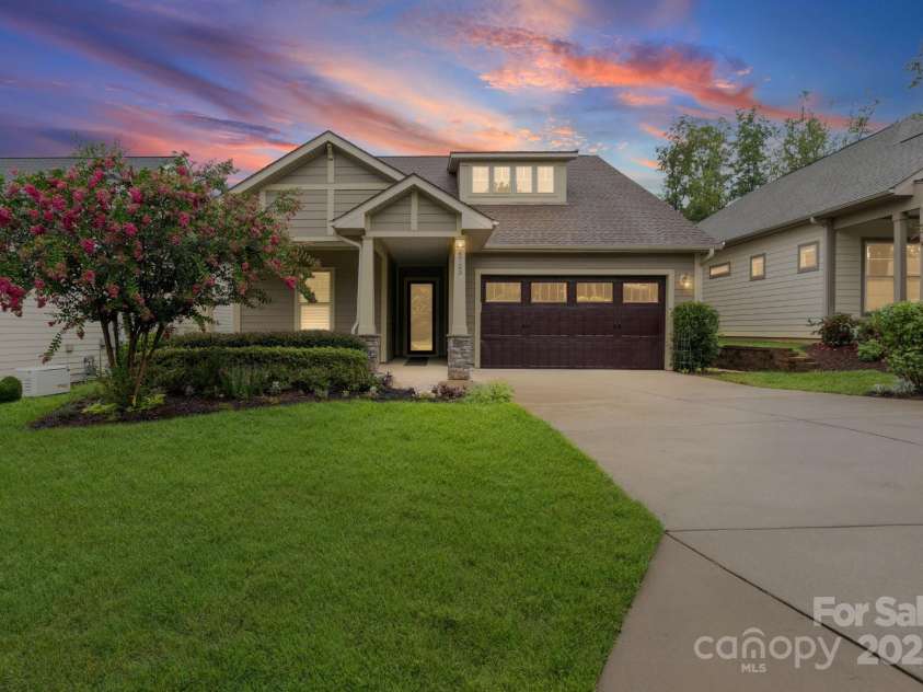 6723 Shoal Creek Drive, Denver, NC 28037.  MLS# CAR4318896, YatesRealty ID 32602. 