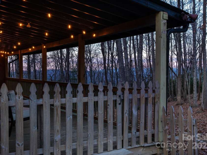 39 Finch Lane, Zirconia, NC 28790.  MLS# CAR4287391, YatesRealty ID 32603. 