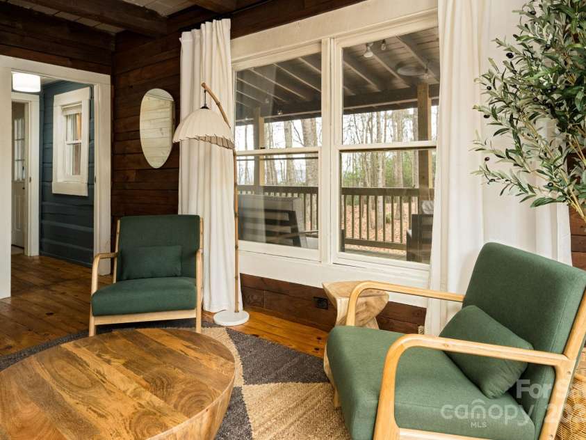 39 Finch Lane, Zirconia, NC 28790.  MLS# CAR4287391, YatesRealty ID 32603. 