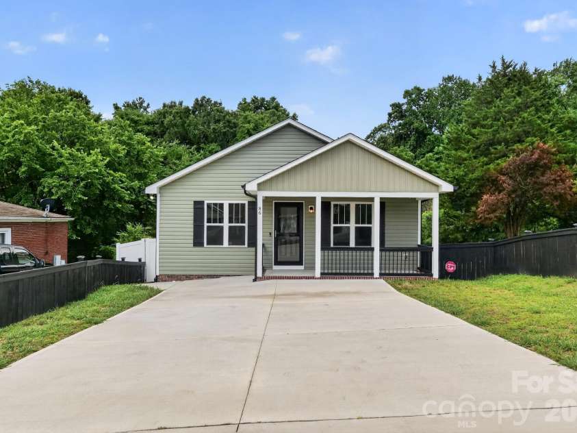 86 Ashlyn Drive, Concord, NC 28025.  MLS# CAR4395124, YatesRealty ID 32603. 