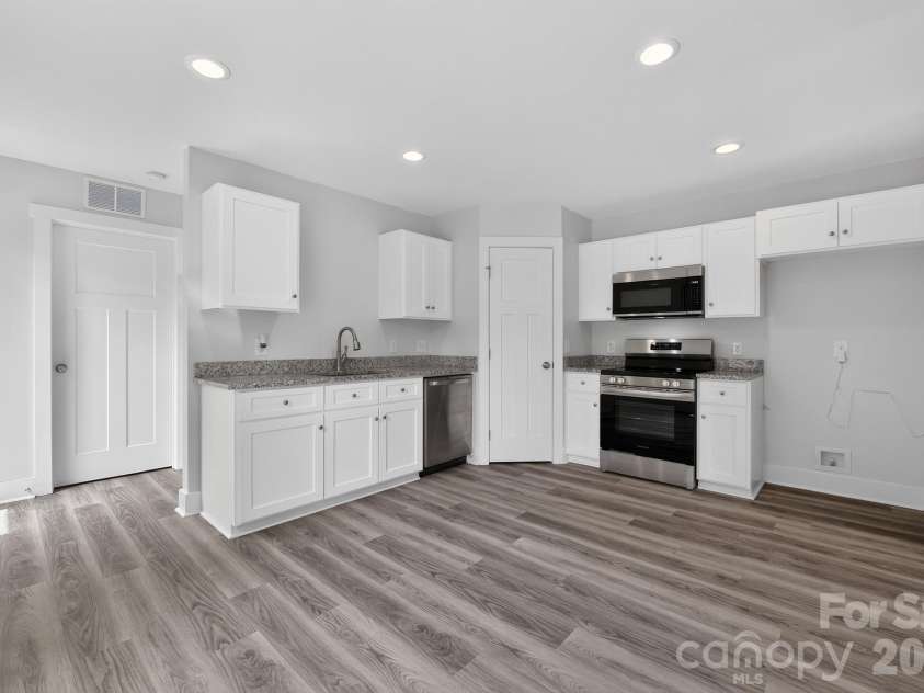 86 Ashlyn Drive, Concord, NC 28025.  MLS# CAR4395124, YatesRealty ID 32603. 