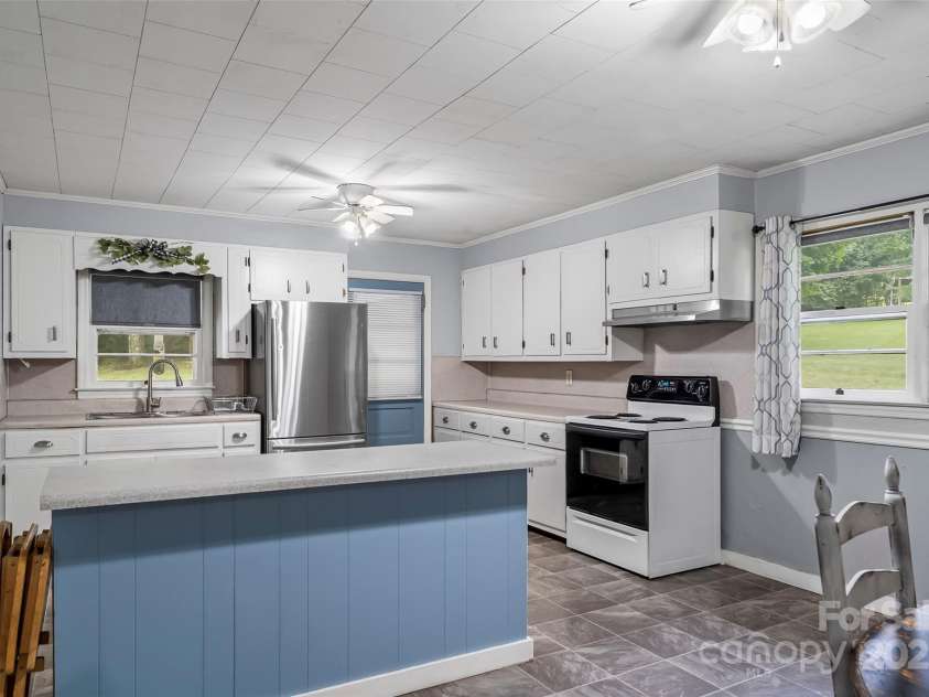 2777 Pax Hill Road, Morganton, NC 28655.  MLS# CAR4289808, YatesRealty ID 32605. 