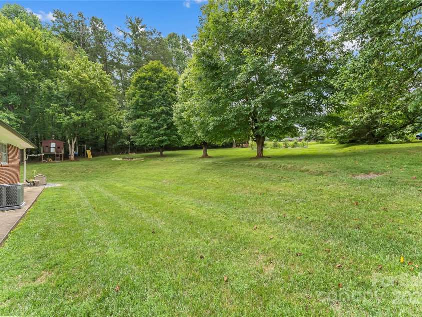 2777 Pax Hill Road, Morganton, NC 28655.  MLS# CAR4289808, YatesRealty ID 32605. 