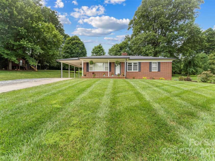 2777 Pax Hill Road, Morganton, NC 28655.  MLS# CAR4289808, YatesRealty ID 32605. 
