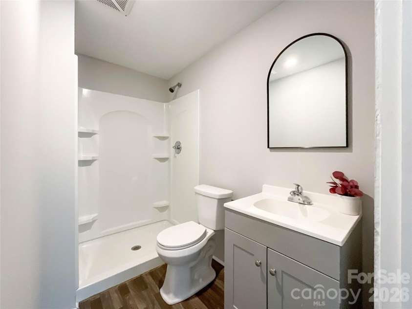 307 Leonard Avenue, Albemarle, NC 28001.  MLS# CAR4394621, YatesRealty ID 32605. Bathroom