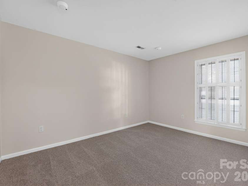 7812 Surreywood Place, Charlotte, NC 28270.  MLS# CAR4393733, YatesRealty ID 32606. 