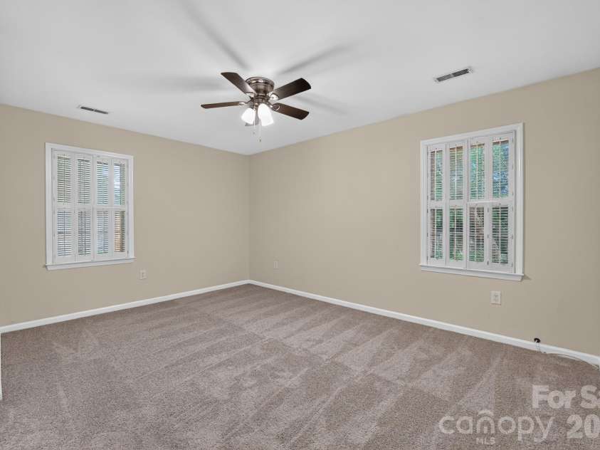 7812 Surreywood Place, Charlotte, NC 28270.  MLS# CAR4393733, YatesRealty ID 32606. 