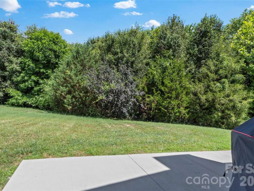 4515 Wedge Drive, Pfafftown, NC 27040.  MLS# CAR4397377, YatesRealty ID 32607. 