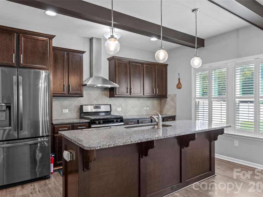 4515 Wedge Drive, Pfafftown, NC 27040.  MLS# CAR4397377, YatesRealty ID 32607. 