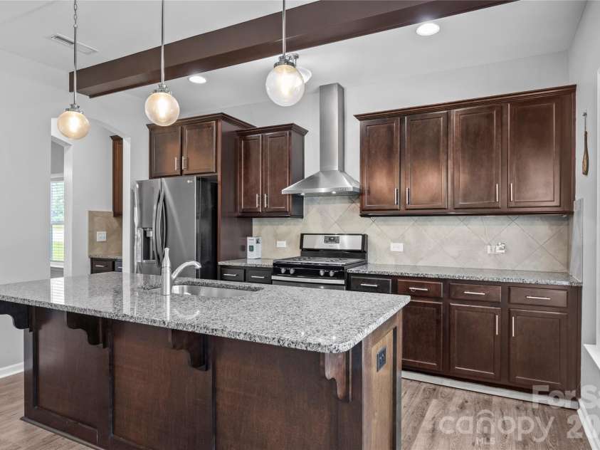 4515 Wedge Drive, Pfafftown, NC 27040.  MLS# CAR4397377, YatesRealty ID 32607. 