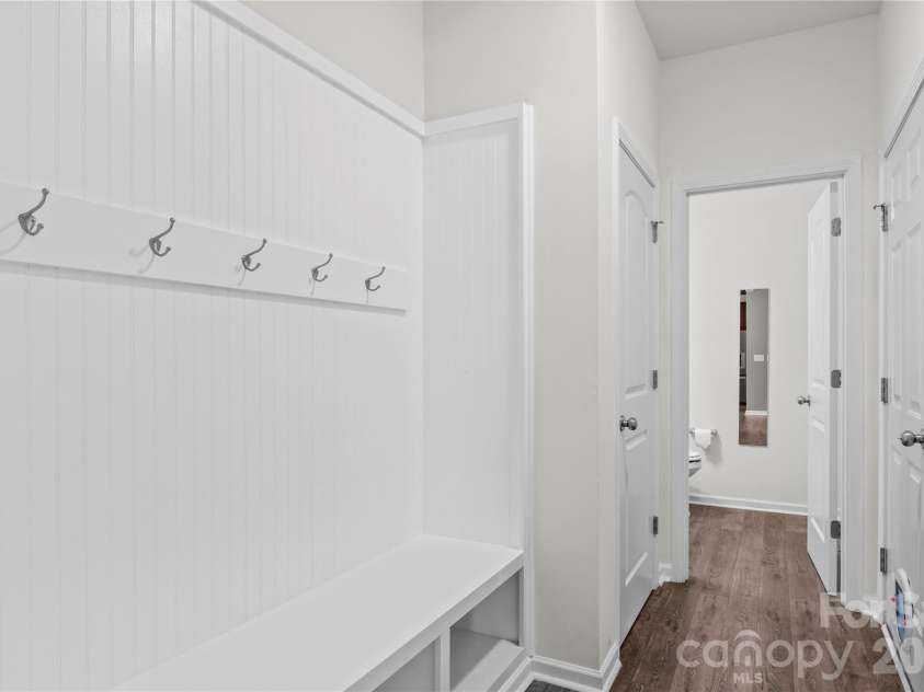 4515 Wedge Drive, Pfafftown, NC 27040.  MLS# CAR4397377, YatesRealty ID 32607. 