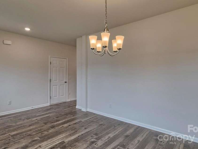 612 Country Oak Drive, Asheville, NC 28804.  MLS# CAR4283011, YatesRealty ID 32607. Photos are representative