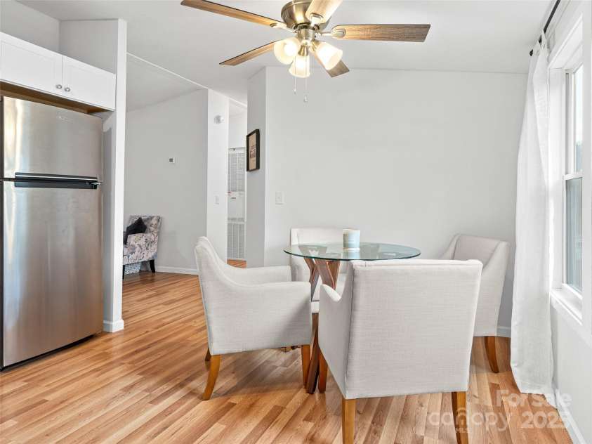 46 Misty Ridge Lane, Leicester, NC 28748.  MLS# CAR4323129, YatesRealty ID 3261. 