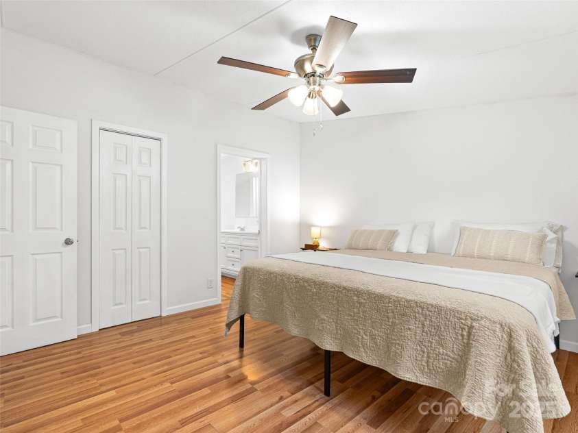 46 Misty Ridge Lane, Leicester, NC 28748.  MLS# CAR4323129, YatesRealty ID 3261. 