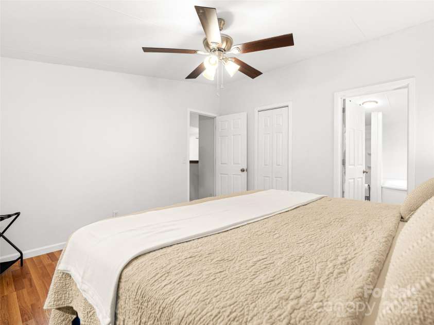 46 Misty Ridge Lane, Leicester, NC 28748.  MLS# CAR4323129, YatesRealty ID 3261. 