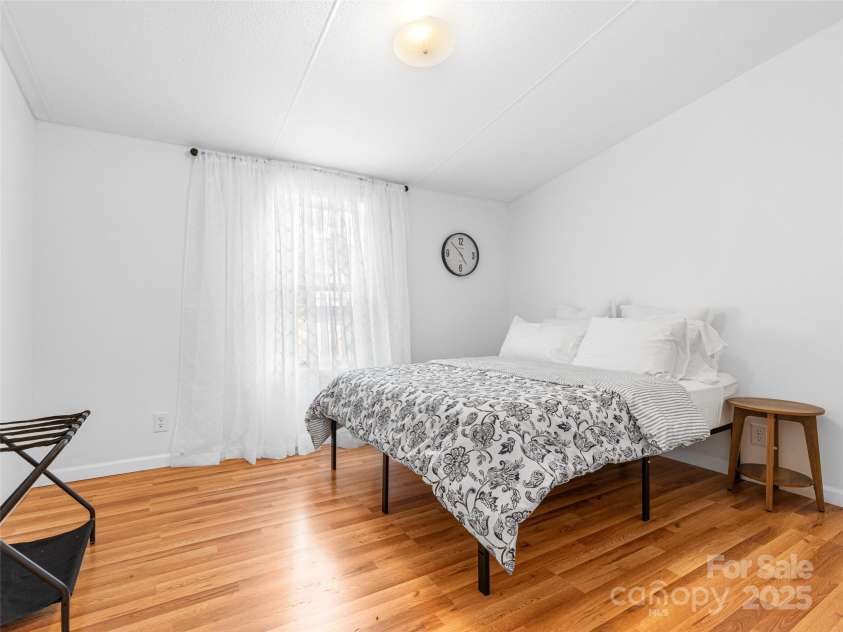 46 Misty Ridge Lane, Leicester, NC 28748.  MLS# CAR4323129, YatesRealty ID 3261. 