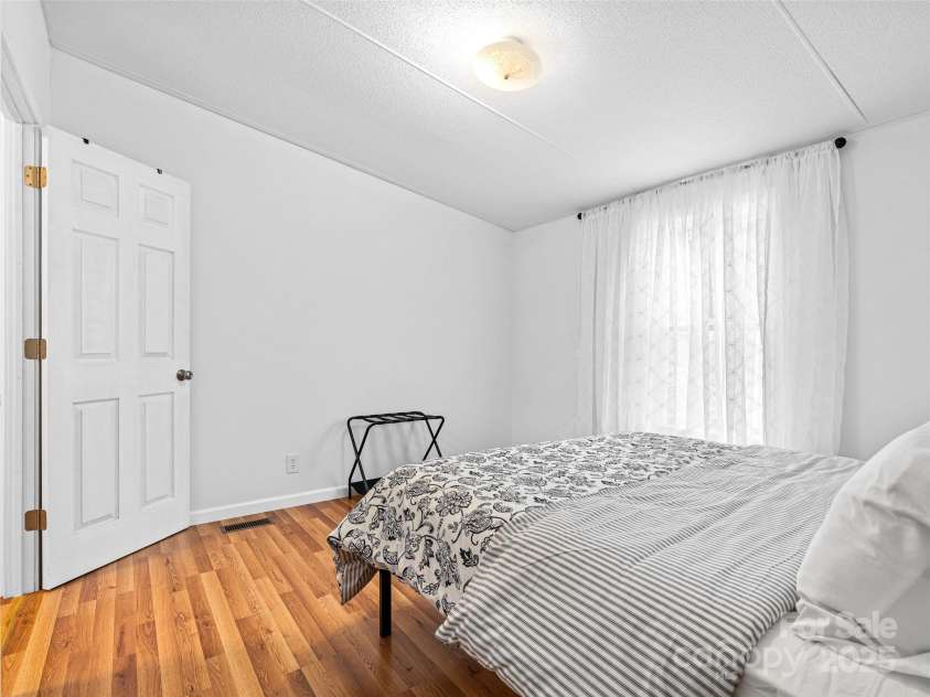 46 Misty Ridge Lane, Leicester, NC 28748.  MLS# CAR4323129, YatesRealty ID 3261. 