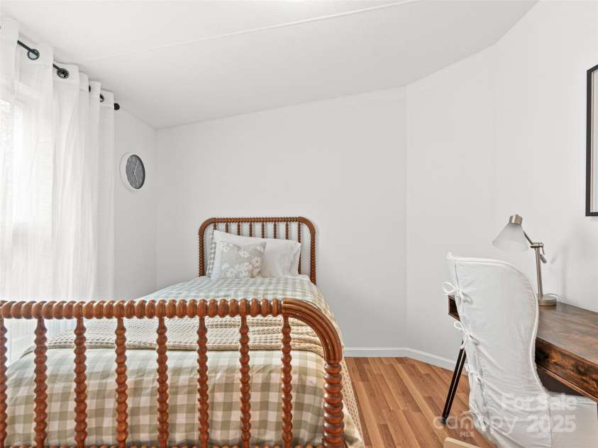 46 Misty Ridge Lane, Leicester, NC 28748.  MLS# CAR4323129, YatesRealty ID 3261. 