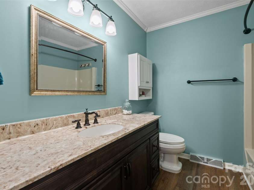 519 Nellie John Drive, Clyde, NC 28721.  MLS# CAR4395916, YatesRealty ID 32610. 