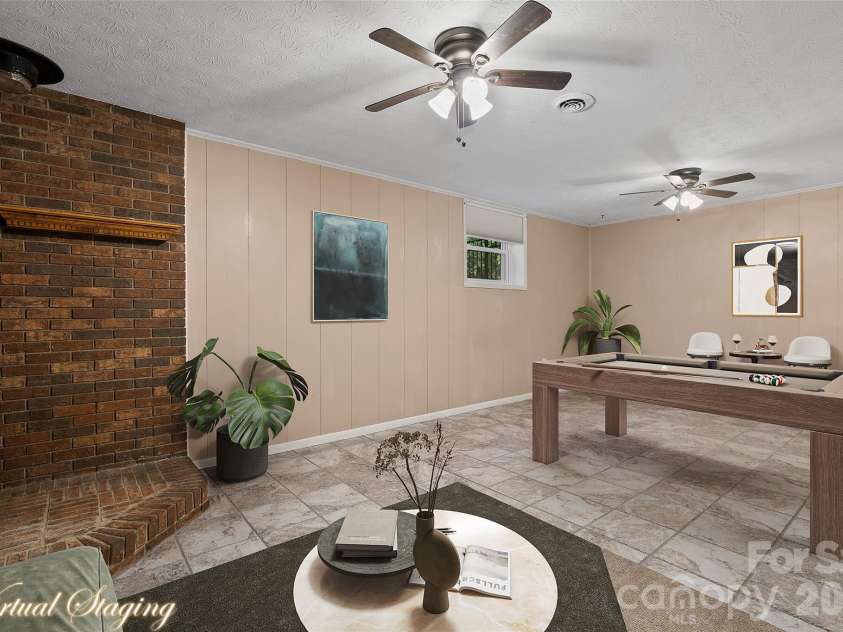 519 Nellie John Drive, Clyde, NC 28721.  MLS# CAR4395916, YatesRealty ID 32610. 