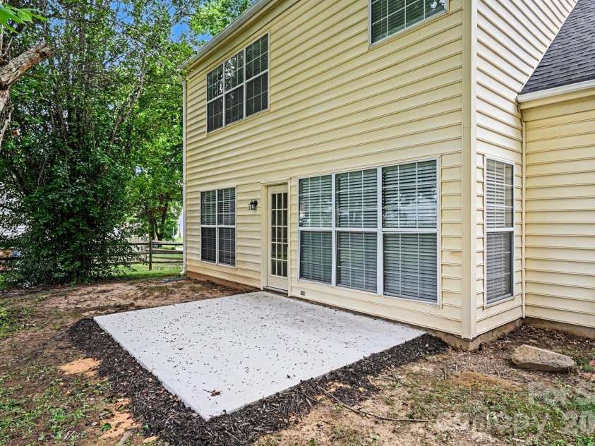 221 Aylesbury Lane, Indian Trail, NC 28079.  MLS# CAR4392784, YatesRealty ID 32611. 