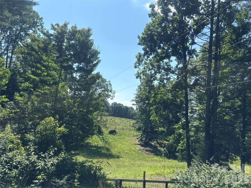 1135 Iron Circle, Morganton, NC 28655.  MLS# CAR4393038, YatesRealty ID 32612. 