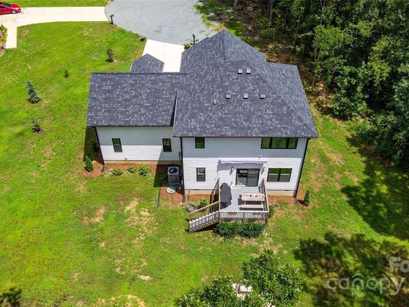 1226 Jamestowne Drive, Monroe, NC 28110.  MLS# CAR4290679, YatesRealty ID 32612. 