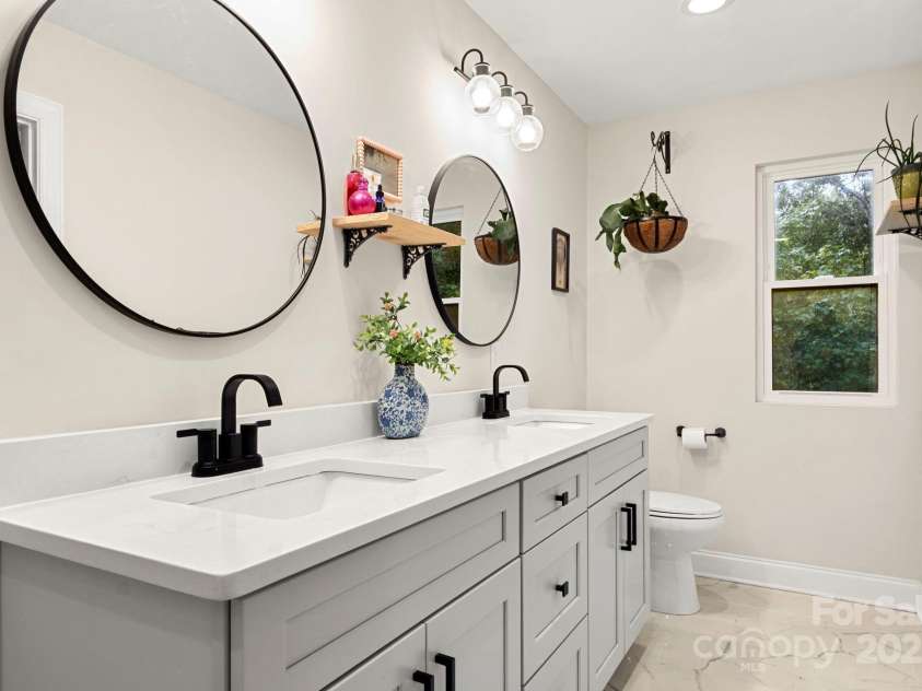 1226 Jamestowne Drive, Monroe, NC 28110.  MLS# CAR4290679, YatesRealty ID 32612. 