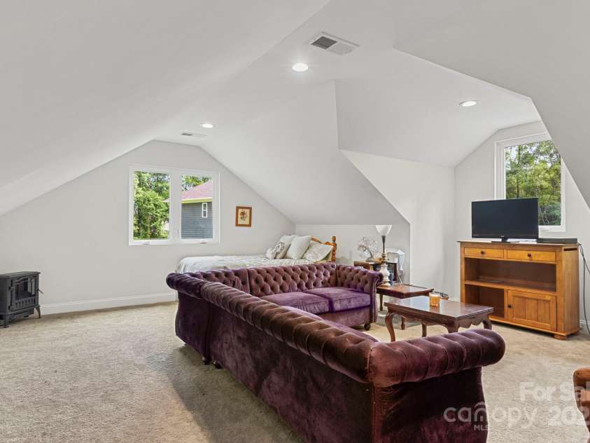 1226 Jamestowne Drive, Monroe, NC 28110.  MLS# CAR4290679, YatesRealty ID 32612. 