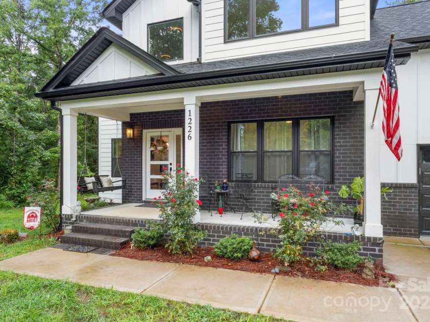 1226 Jamestowne Drive, Monroe, NC 28110.  MLS# CAR4290679, YatesRealty ID 32612. 