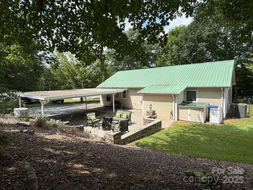 1015 Pekin Road, Troy, NC 27371.  MLS# CAR4290012, YatesRealty ID 32616. 