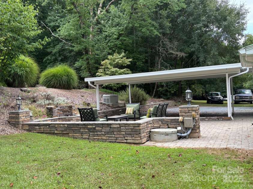 1015 Pekin Road, Troy, NC 27371.  MLS# CAR4290012, YatesRealty ID 32616. 