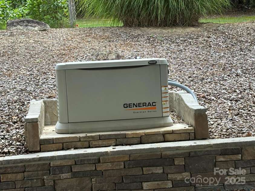 1015 Pekin Road, Troy, NC 27371.  MLS# CAR4290012, YatesRealty ID 32616. 