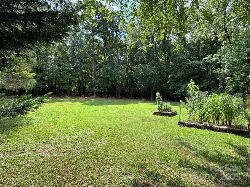 1015 Pekin Road, Troy, NC 27371.  MLS# CAR4290012, YatesRealty ID 32616. 